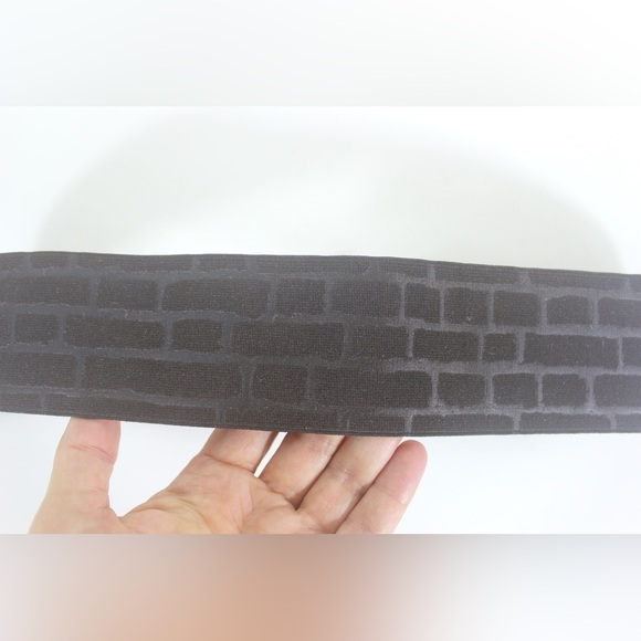 31”-33”+ Stretch Wide Dark Brown Italian Leather Belt with Silver and Leather - Picture 5 of 7